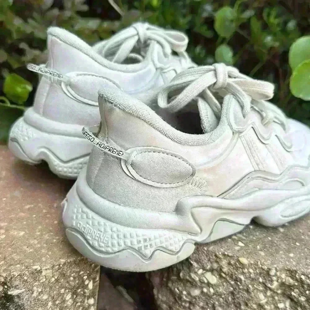 adidas Ozweego Bliss Off White youth size 4 - Picture 5 of 16